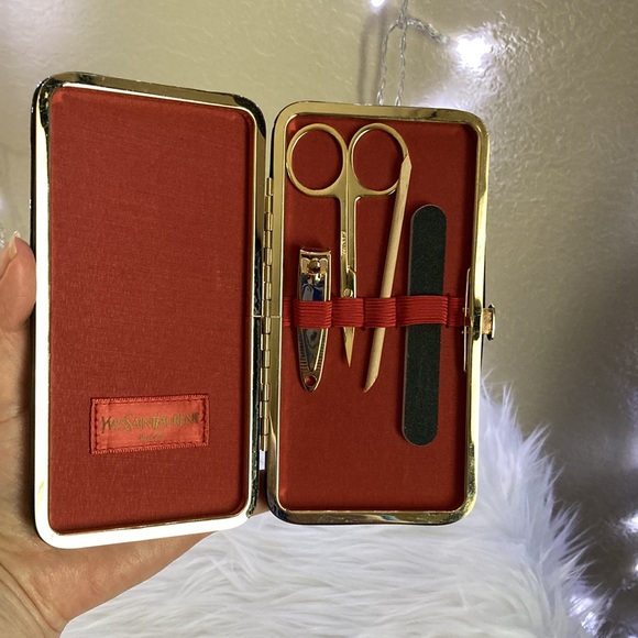 ❤️ Yves Saint Laurent YSL Grooming Kit ❤️ - Picture 2 of 7